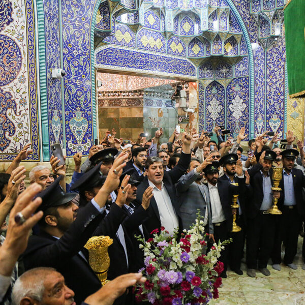 جلوه‌هایی از بارگاه منور بانوی کرامت