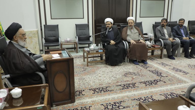 جوان‌گرایی و تحول دو  مطالبه رهبر معظم انقلاب از مراکز حوزوی است