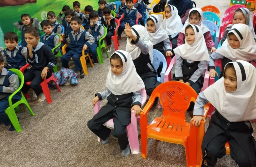 اردوی یک روز خوب، یک…