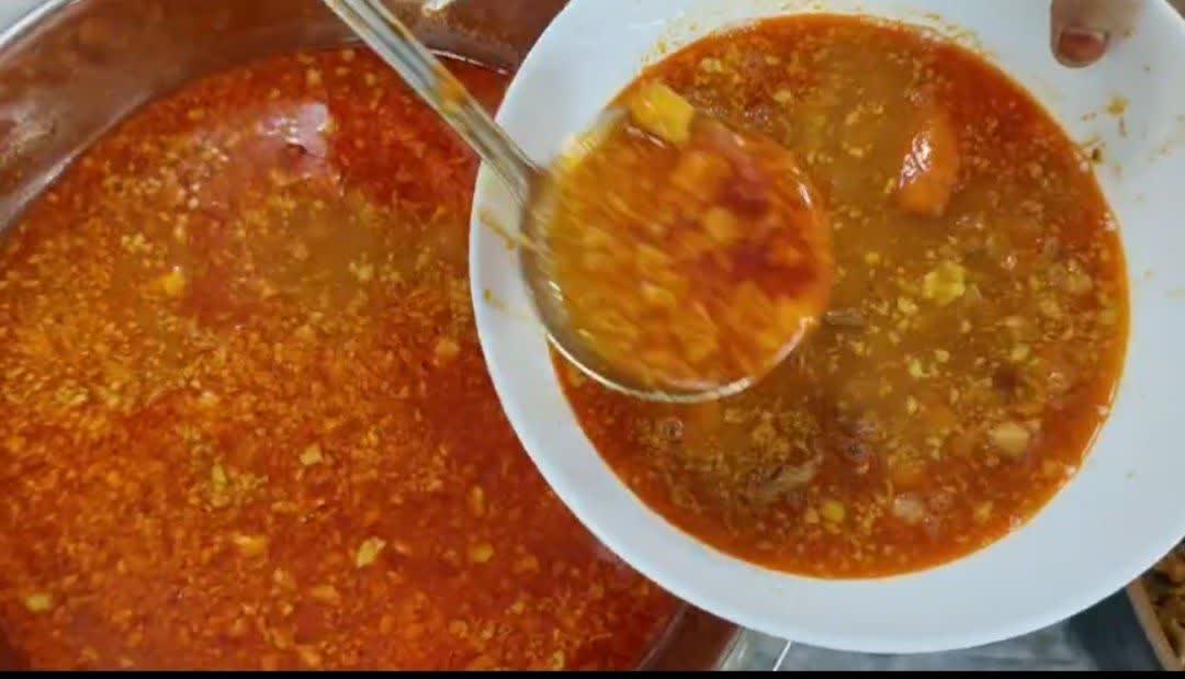 پویش اطعام روز عید غدیر با مشارکت خادمان حرم حضرت…