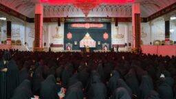 حضور پرشور بانوان در پنجمین روز محفل “بفرمایید روضه‌” در حرم حضرت معصومه به میزبانی دختران مشکات الکریمه | ۱۴۰۴/۴/۱۰ 