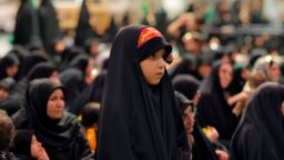 اشک بر مظلومیت رقیه (سلام الله علیها) در سوگواره سه‌ساله‌های کربلا