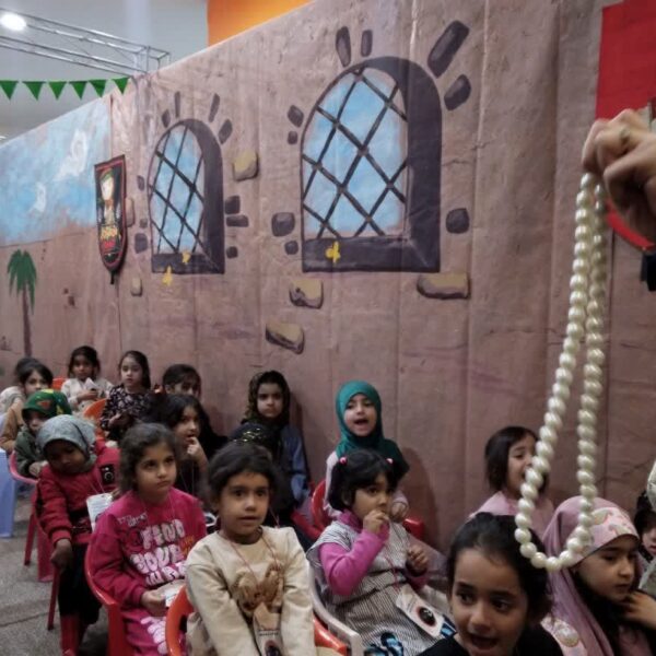 برگزاری هیئت خردسال زیرگنبدطلا به مناسبت شهادت حضرت زهرا(س)