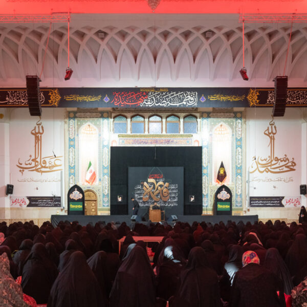 برگزاری محفل ویژه ایام فاطمیه در حرم حضرت فاطمه معصومه (سلام الله علیها)