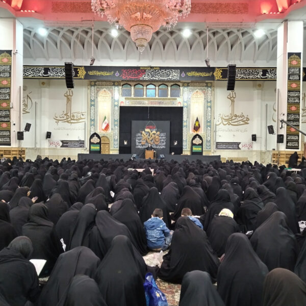 برگزاری محفل ویژه ایام فاطمیه در حرم حضرت فاطمه معصومه (سلام الله علیها) – روز دوم