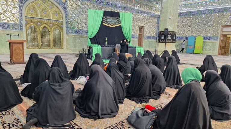 برگزاری محفل مشکات الکریمه به مناسبت رحلت حضرت ام البنین (علیها سلام) در حرم حضرت معصومه (علیها سلام)