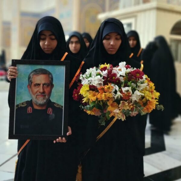 مراسم باشکوه شهادت حضرت ام‌البنین (علیها سلام)در حرم بانوی قم حضرت فاطمه معصومه (علیها سلام)به میزبانی از نوجوانان برگزار شد