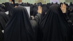 برگزاری محفل دخترانه ویژه طلاب جدیدالورود با میزبانی طلاب حوزه علمیه زنجان در حرم حضرت معصومه(سلام الله علیها)