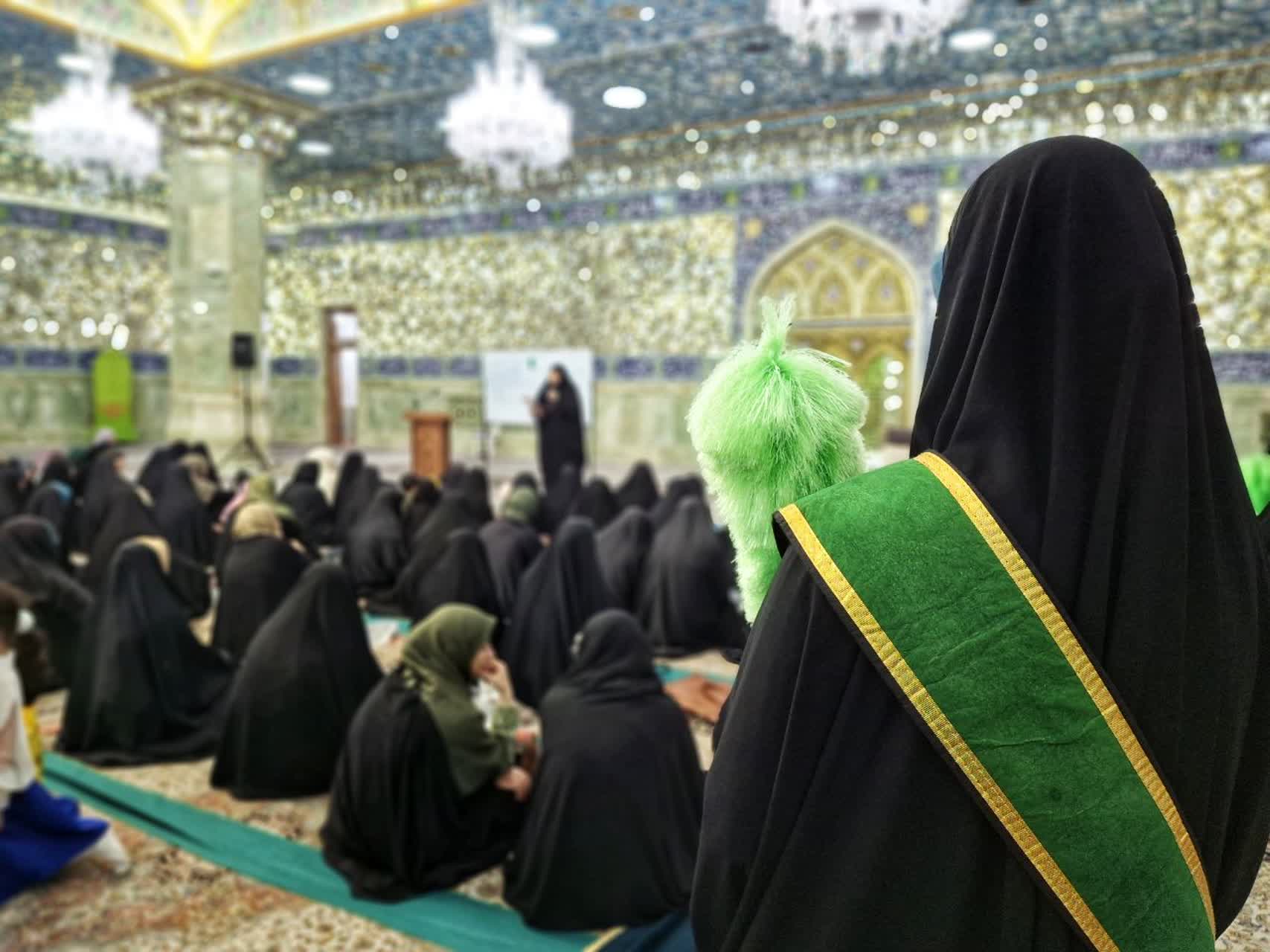 برگزاری جشن میلادت حضرت فاطمه زهرا (سلام الله علیها) درحرم حضرت معصومه (علیهما السلام)