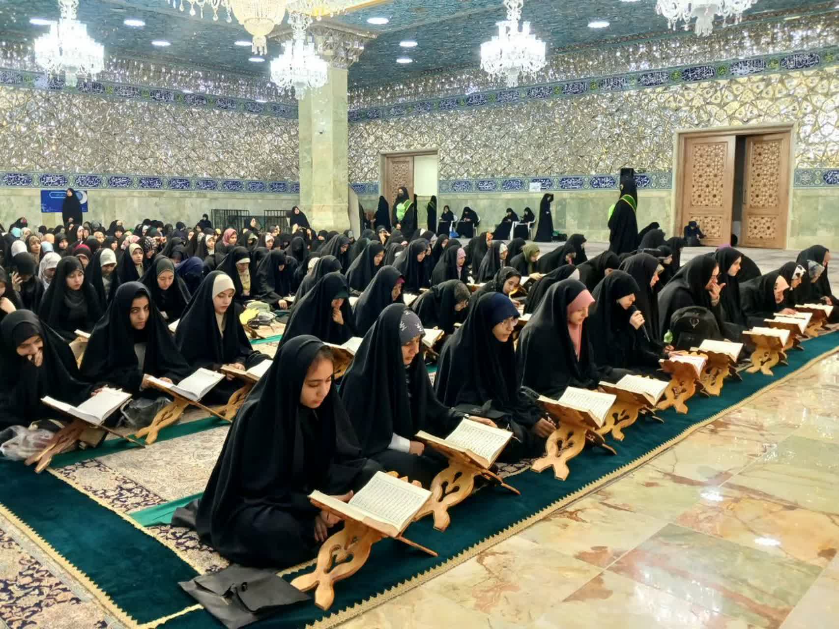 انتخاب هیئت «معصومانه» هم‌زمان با آغاز ماه مبارک رمضان در حرم مطهر برگزار شد هیئت «معصومانه» هم‌زمان با آغاز ماه مبارک رمضان در حرم مطهر برگزار شد