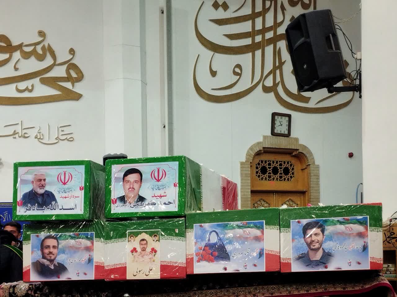 تشییع باشکوه شهدای حملات آمریکایی صهیونی در آستان مقدس حضرت معصومه سلام الله علیها