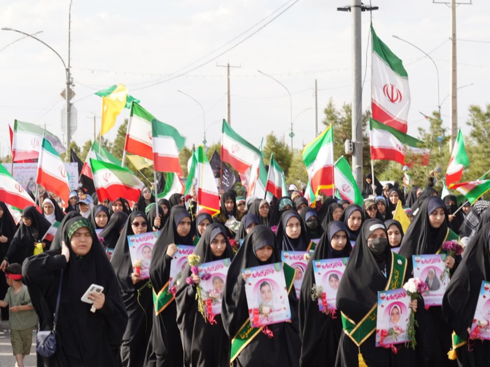 اجتماع باشکوه دختران جان‌فدای ایران در آستان مقدس مسجد جمکران