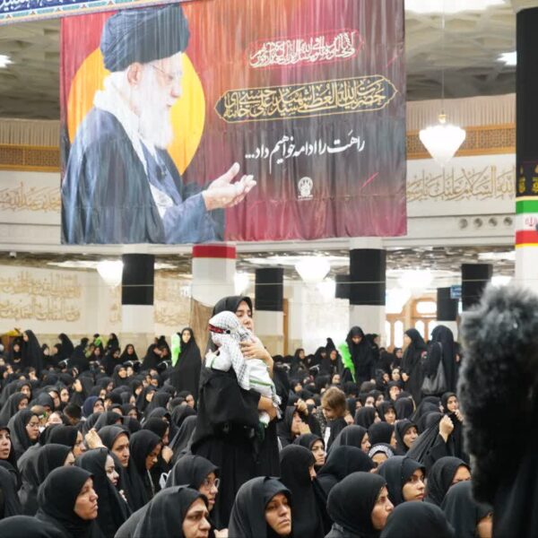 گزارش تصویری از مراسم شیرخوارگان حسینی در حرم حضرت معصومه علیها السلام دهه اول محرم 1448