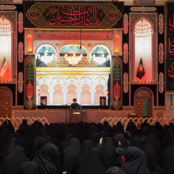 برگزاری محفل بفرمایید روضه با محوریت امام‌شناسی و ولایت‌پذیری در حرم مطهر