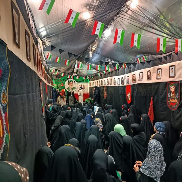 برگزاری هیئت دخترانه «زیر گنبد طلا» با برنامه‌های فرهنگی و تربیتی در حرم مطهر حضرت معصومه(س)