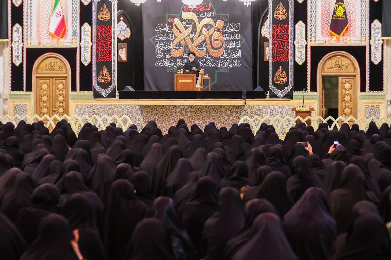 محفل «بفرمایید روضه» ویژه خواهران همزمان با ایام شهادت حضرت فاطمه زهرا «سلام الله علیها» برگزار شد